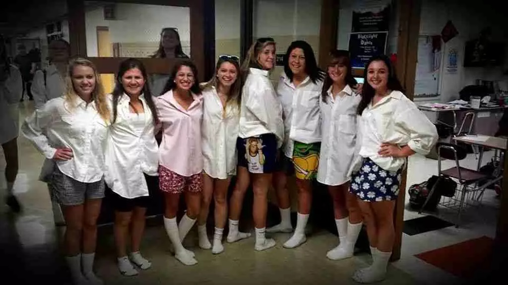 DIY Risky Business Costumes